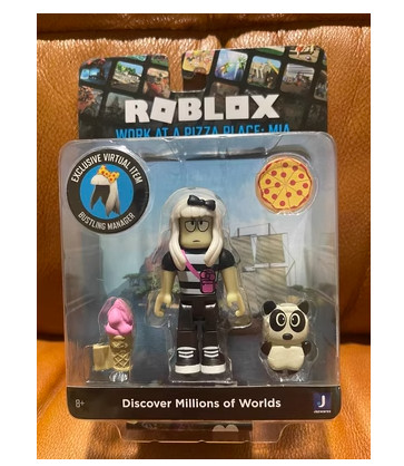 Mô hình nhân vật roblox chính hãng có mã code