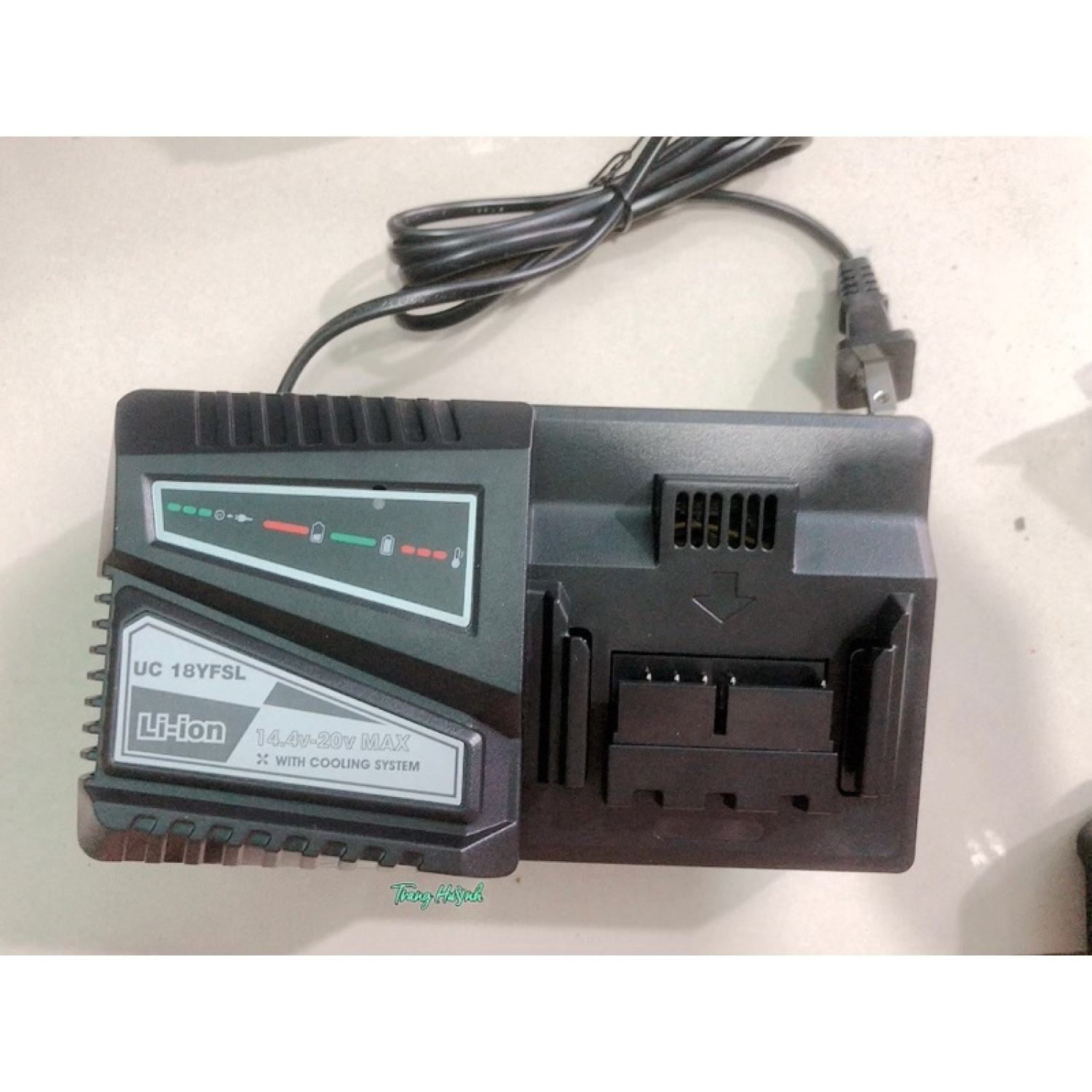 Sạc Hitachi 14.4v-18v Lion (UC 18YFSL )