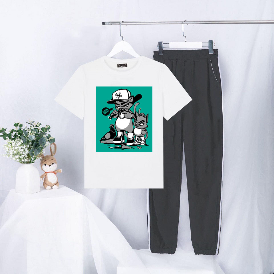Sét Bộ Đồ Mùa Hè Ulzzang Nữ Xinh Cute Mặc Đi Chơi Dạo Phố, Chất Liệu Áo Cotton Organic Màu Trắng Ngắn Tay Cổ Tròn In 3D Cầu Thủ Mèo Bóng Chày Cute Kèm Quần Thun Bo Chun Gấu Hai Rót Phong Cách