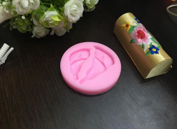 Khuôn silicon 4d làm rau câu làm bánh hoa nổi mẫu hoa loa kèn