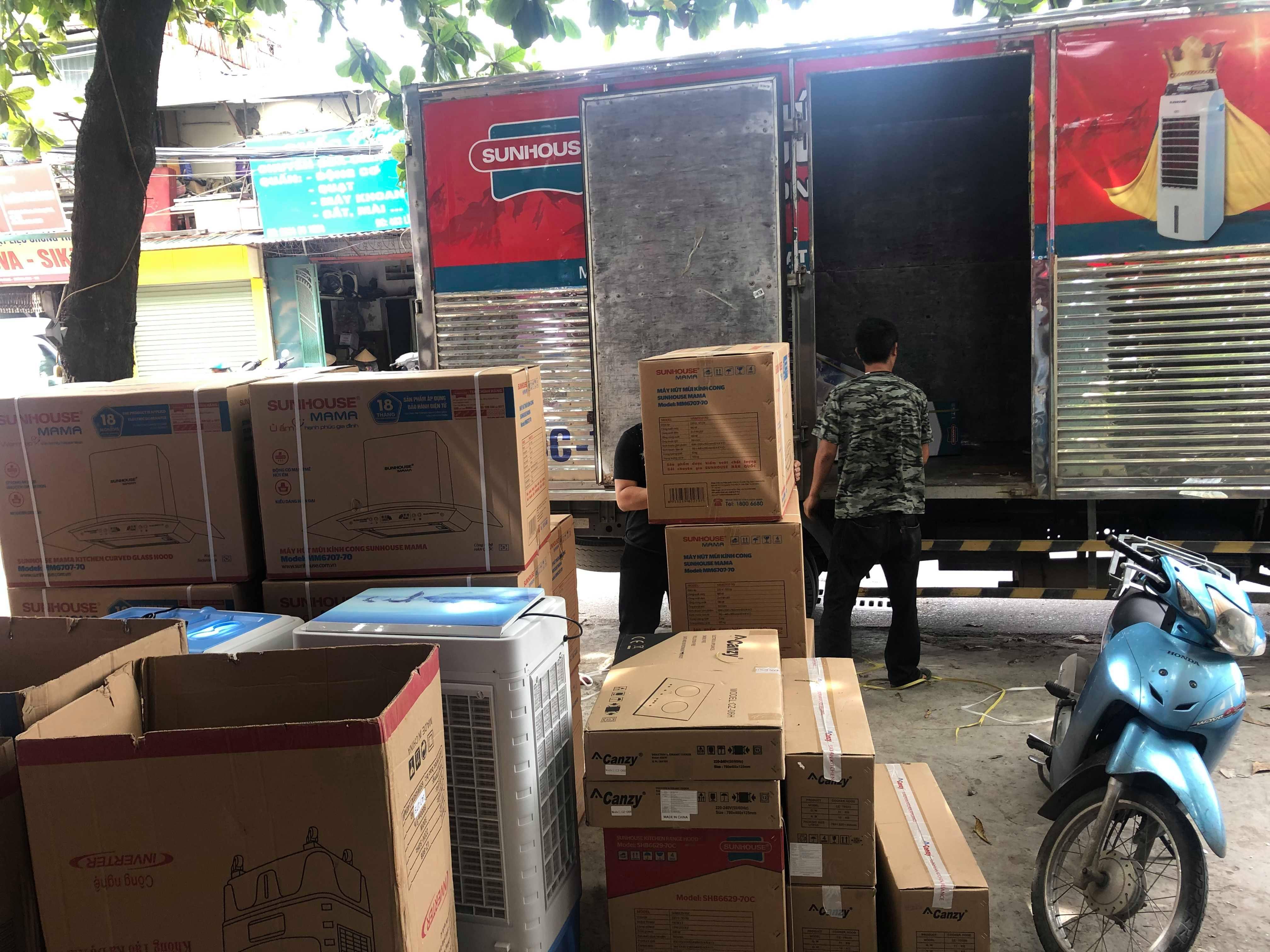 Bếp điện từ sunhouse SHB9108-S.