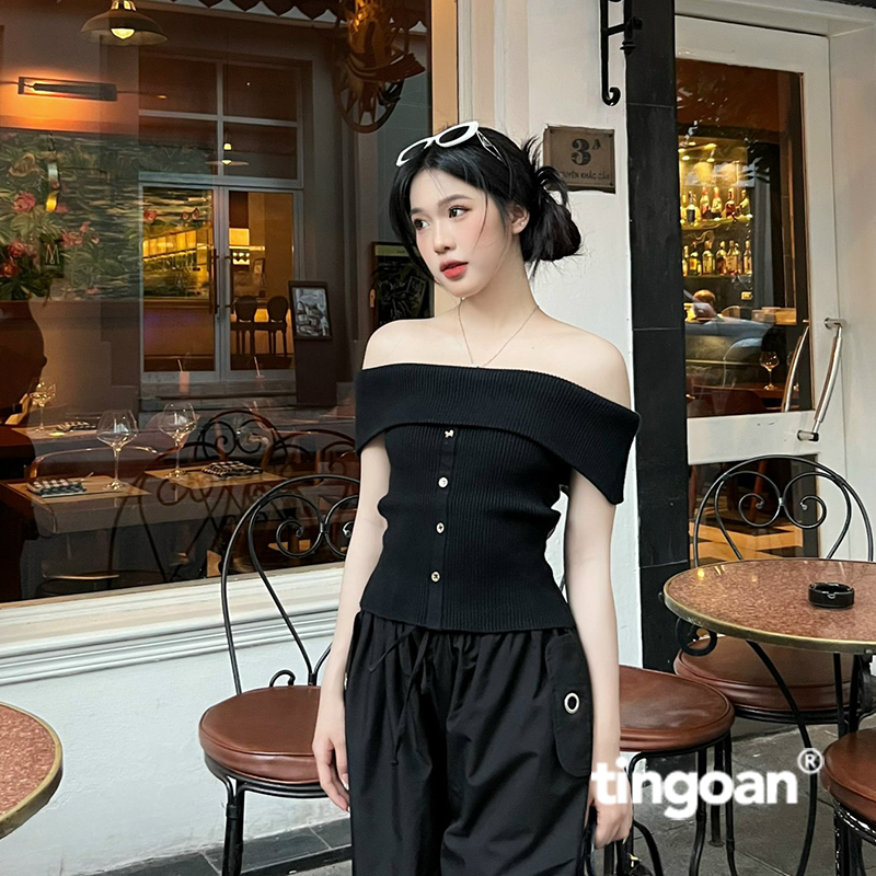 Tingoan® - áo len xù đen trễ vai ôm ngang vai ningning top/bl