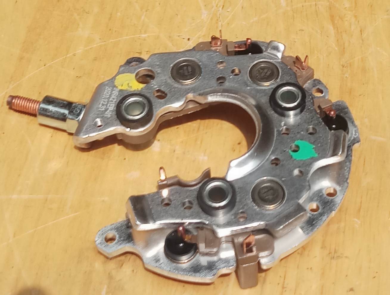 Điot máy phát TOYOTA INNOVA FORTUNER