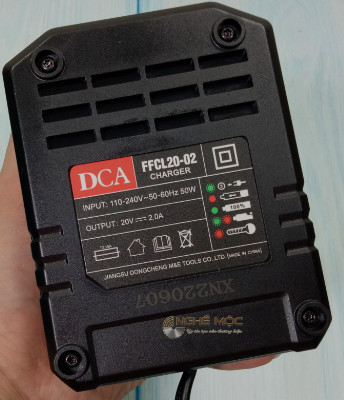 SẠC 20V DCA - FFCL20-02