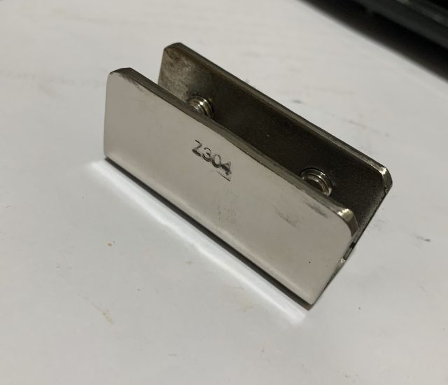 [HCM]Pass U6F bắt kệ inox 304
