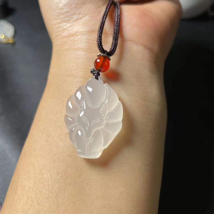 Dây chuyền phong thủy mặt hồ ly chúa