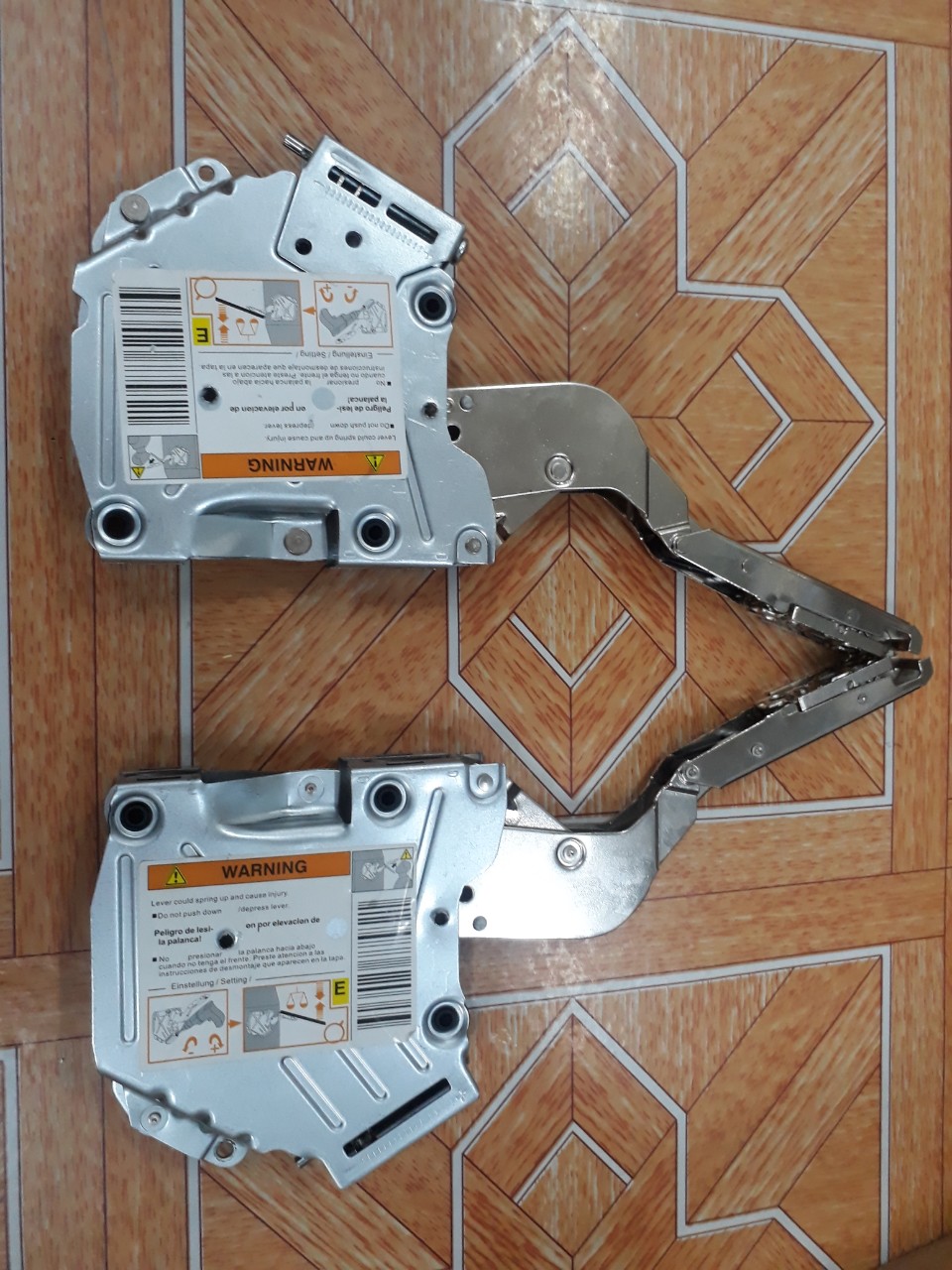 TAY NÂNG CÁNH TỦ (1 cặp)