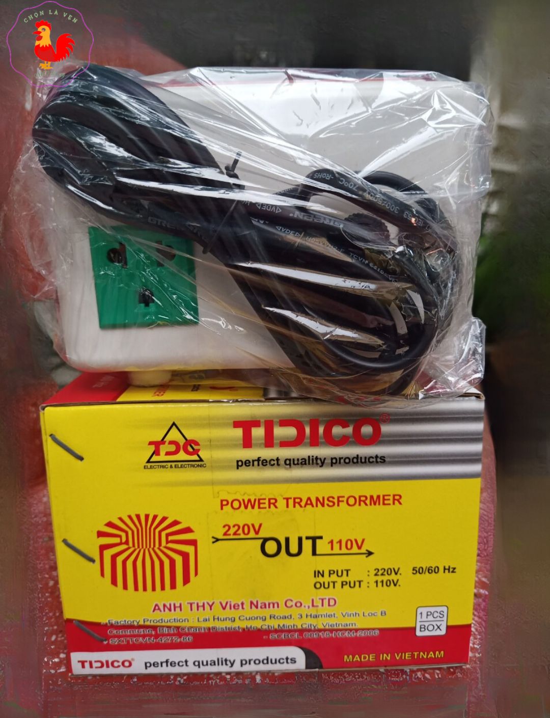 Biến áp 220v ra 110v 3A treo tường