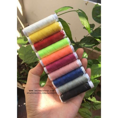 Set 10 cuộn chỉ đủ màu -tặng kèm 3 kim khâu - beve