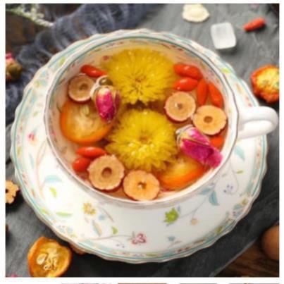 100GR TÁO ĐỎ THÁI LÁT SẤY KHÔ THƠM NGON