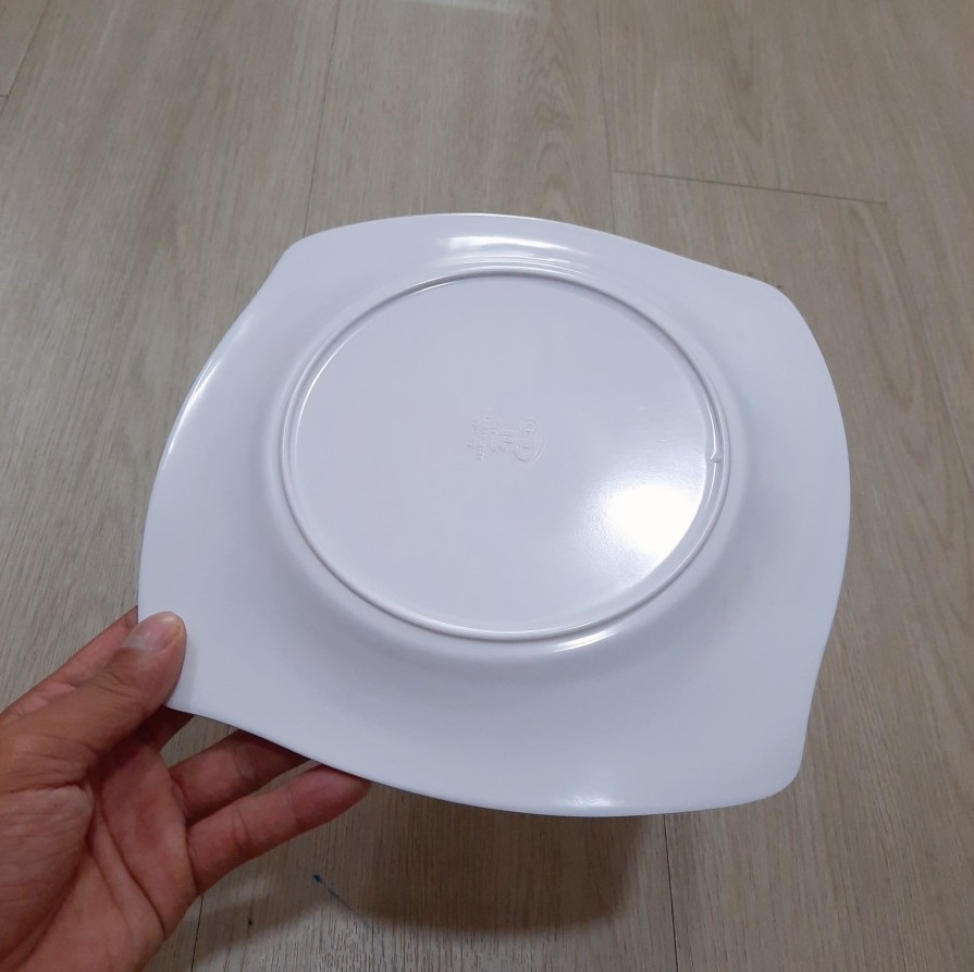 [HCM]Đĩa Nhựa Melamine Vuông Màu Trắng