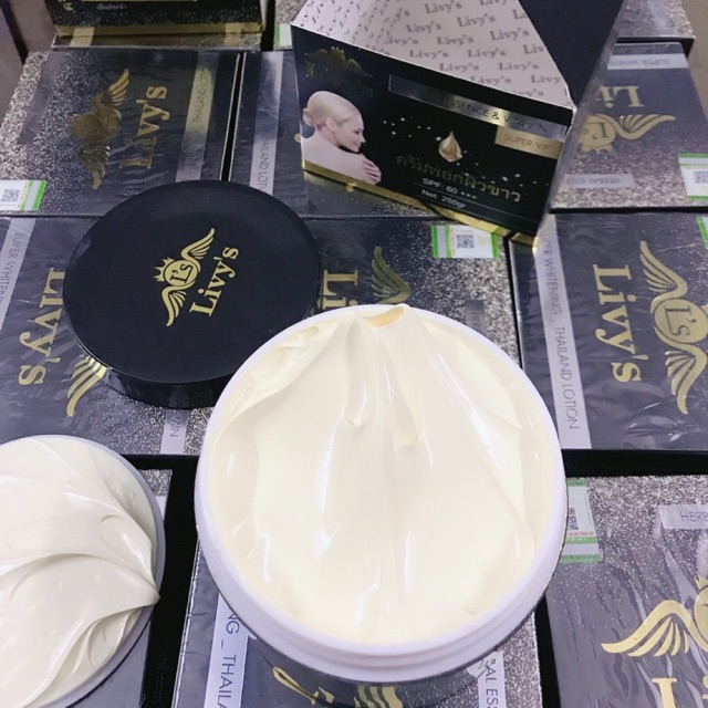 Kem body dưỡng trắng da Livy's Vàng