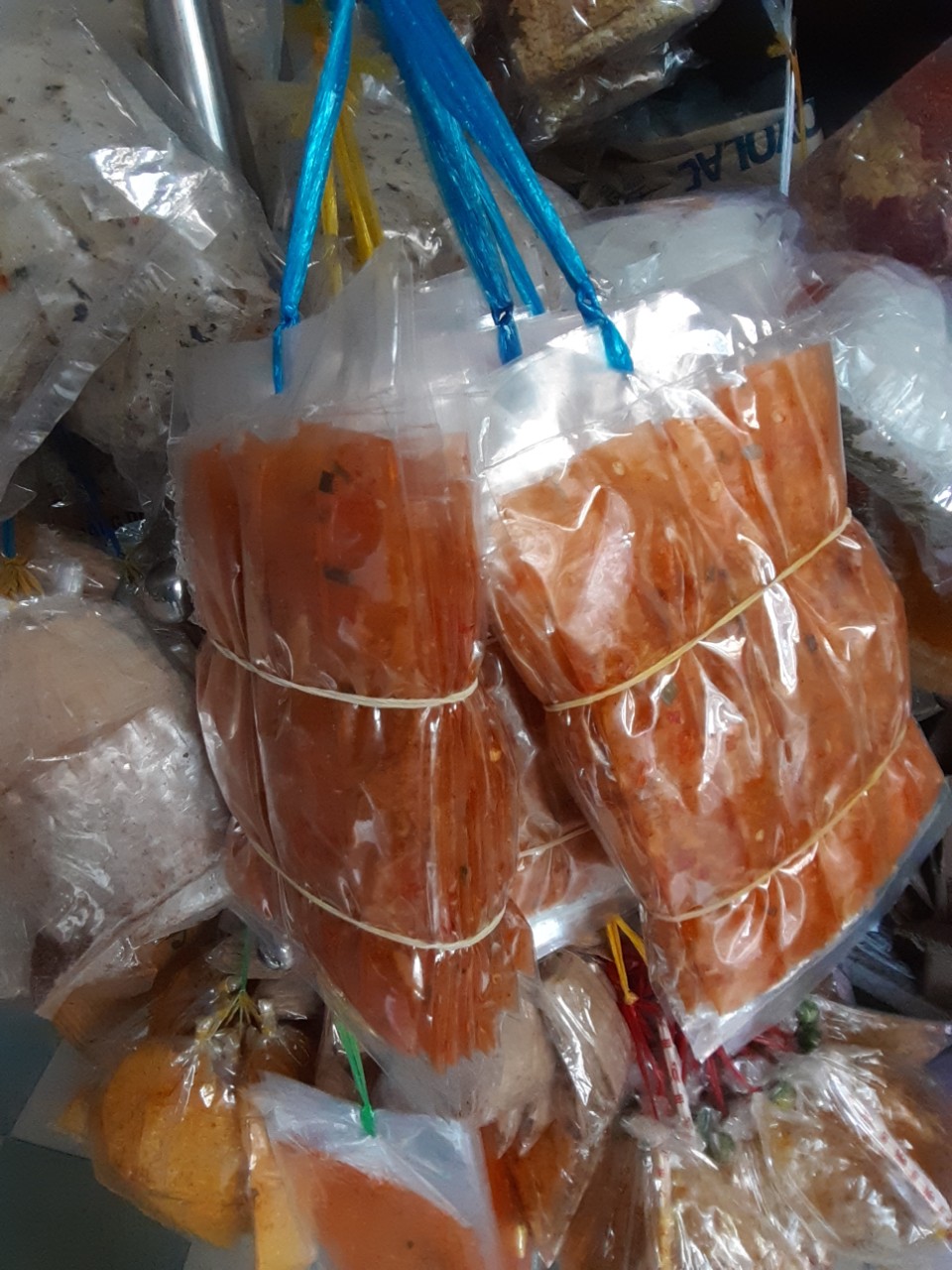(1 bịch ) Bánh tráng dẻo tôm cuộn hành phi.