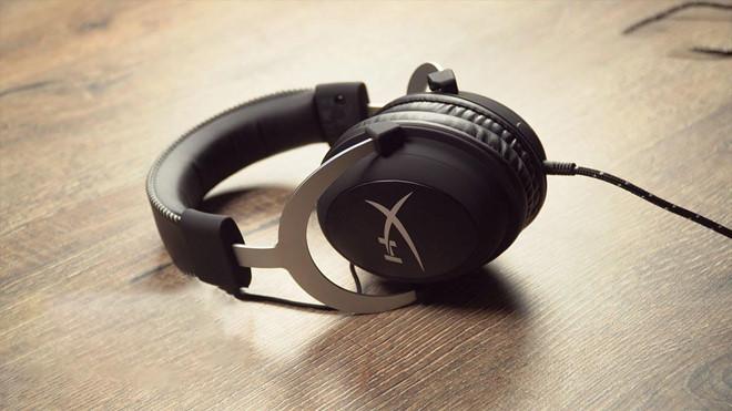 Tai nghe chuyên game HyperX Cloud Silver