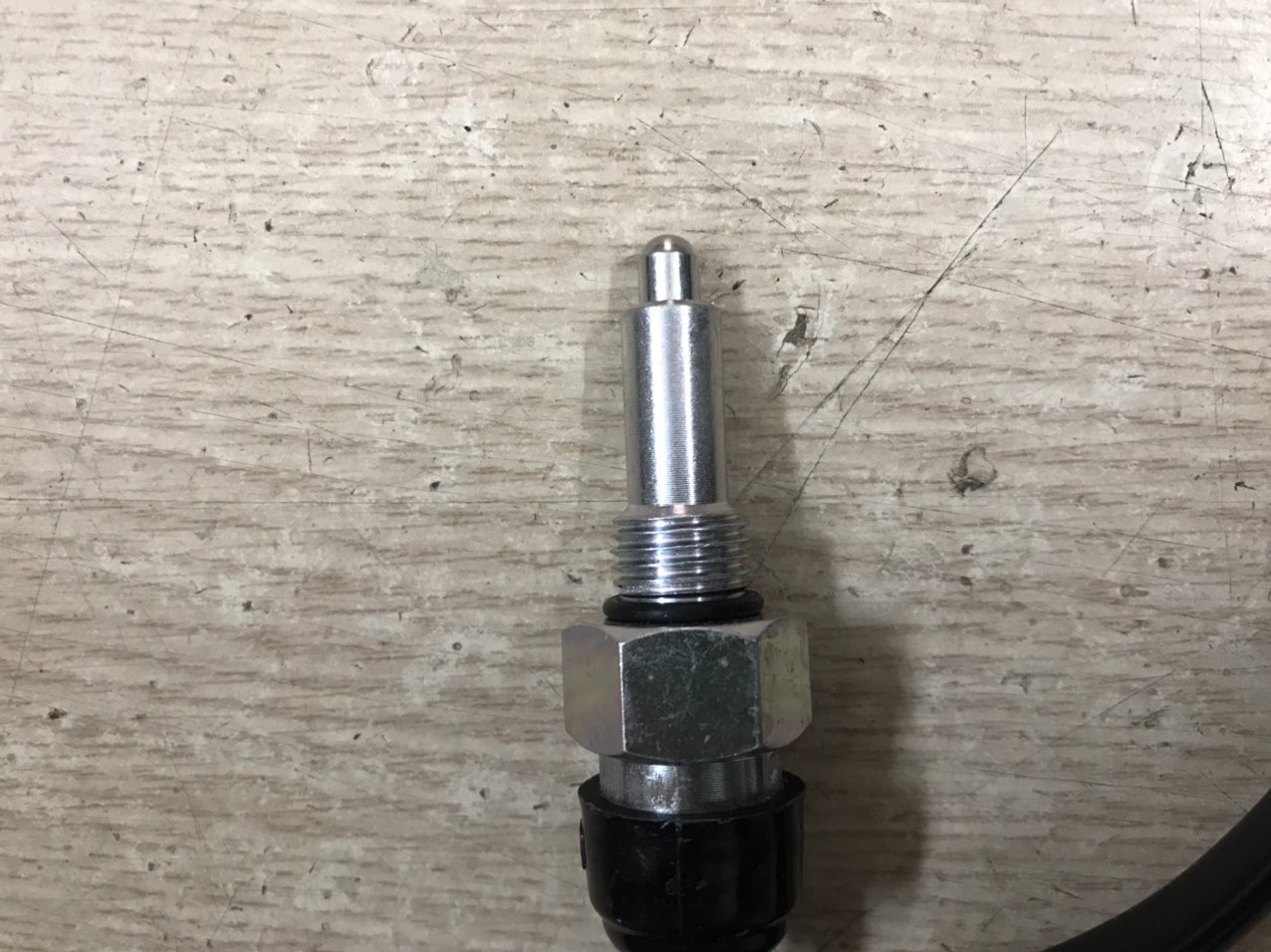 Công tắc báo đèn lùi xe Sym