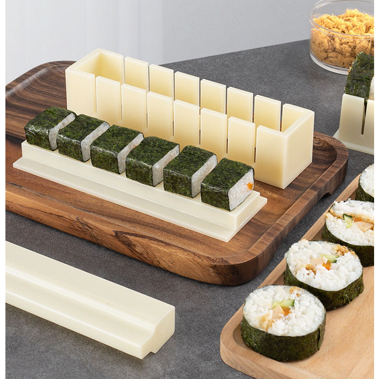 Khuôn nhựa làm cơm cuộn sushi kimbap
