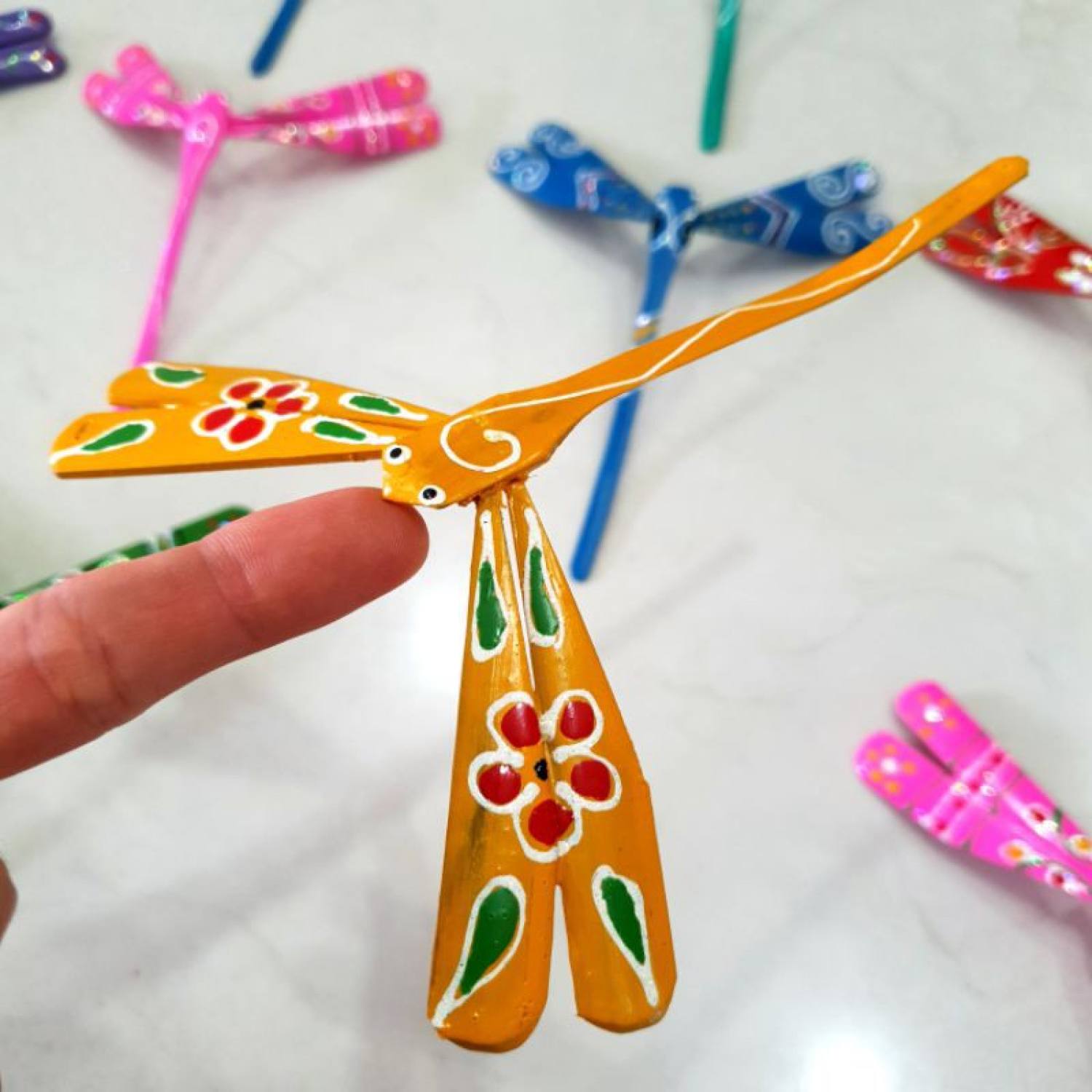Chuồn chuồn tre vẽ