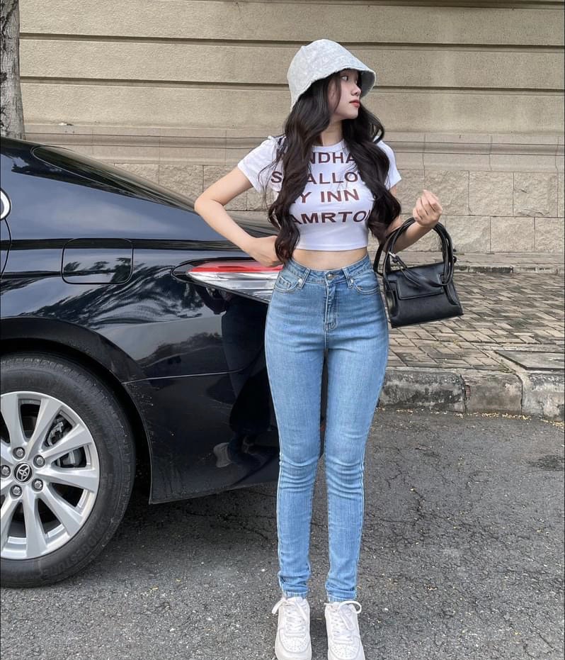 Quần Jeans Skinny Trơn Basic VNXK Móm Store
