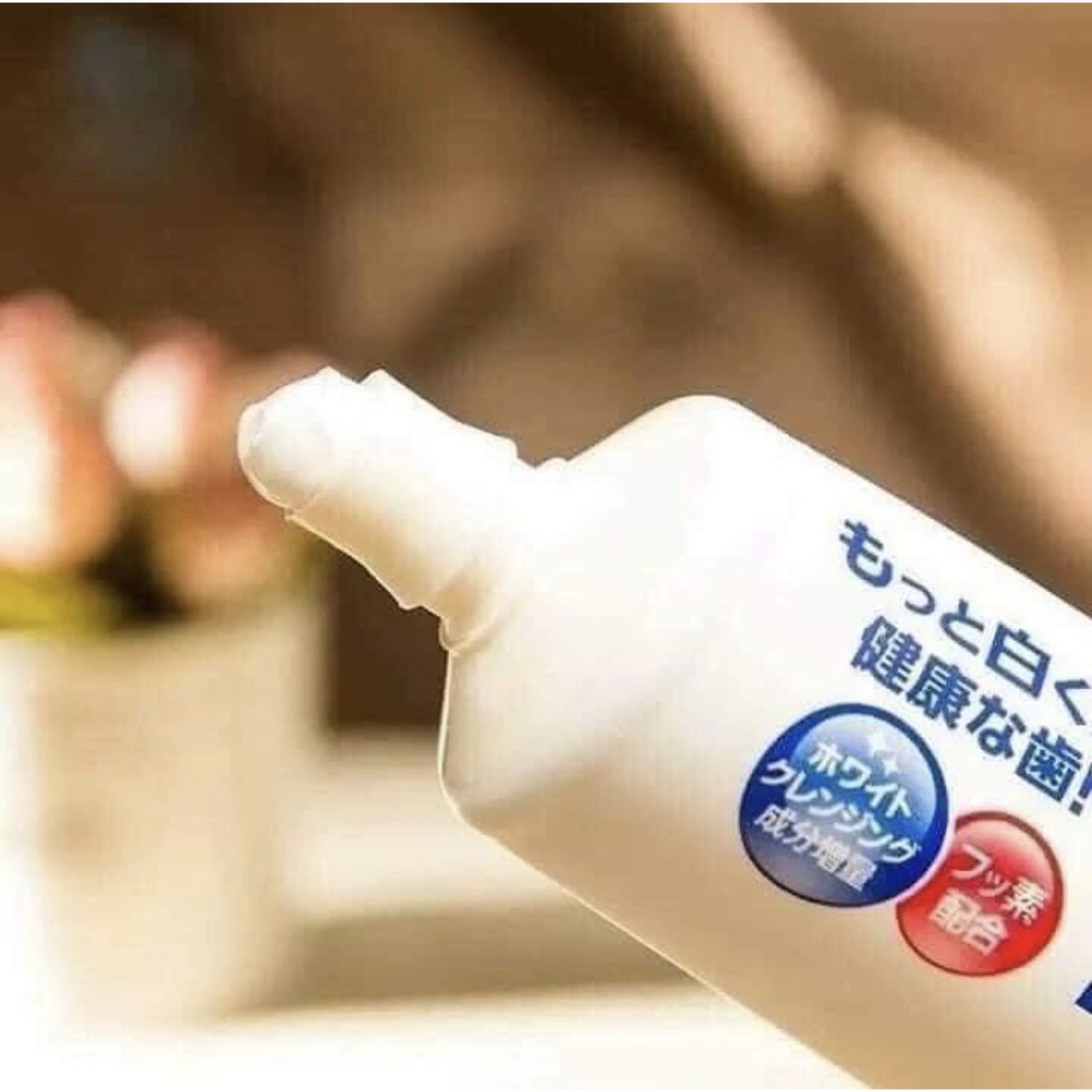 [HCM] 1 HỘP KEM ĐÁNH RĂNG LÀM TRẮNG WHITE & WHITE 150g