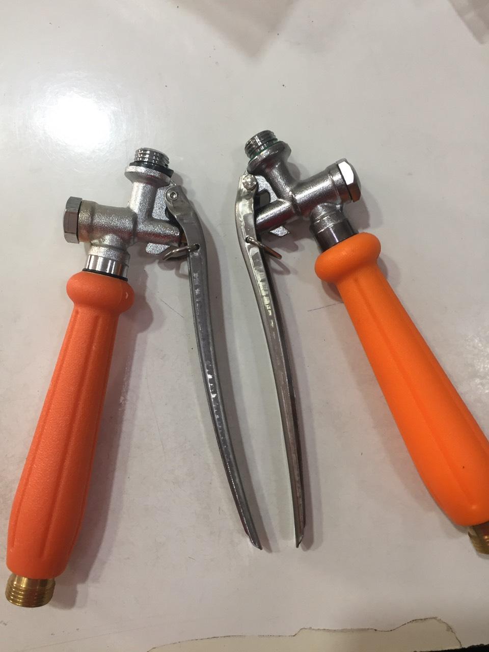 [HCM]Tay bóp inox dùng cho bình xịt điện