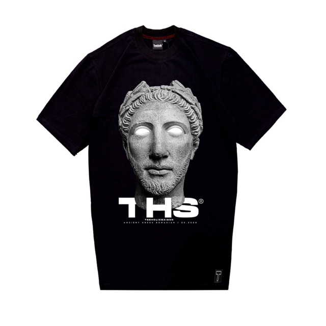 TEEHOLIC Áo Thun In Hình Tượng La Mã Mắt Phản Quang Màu Đen - Teeholic