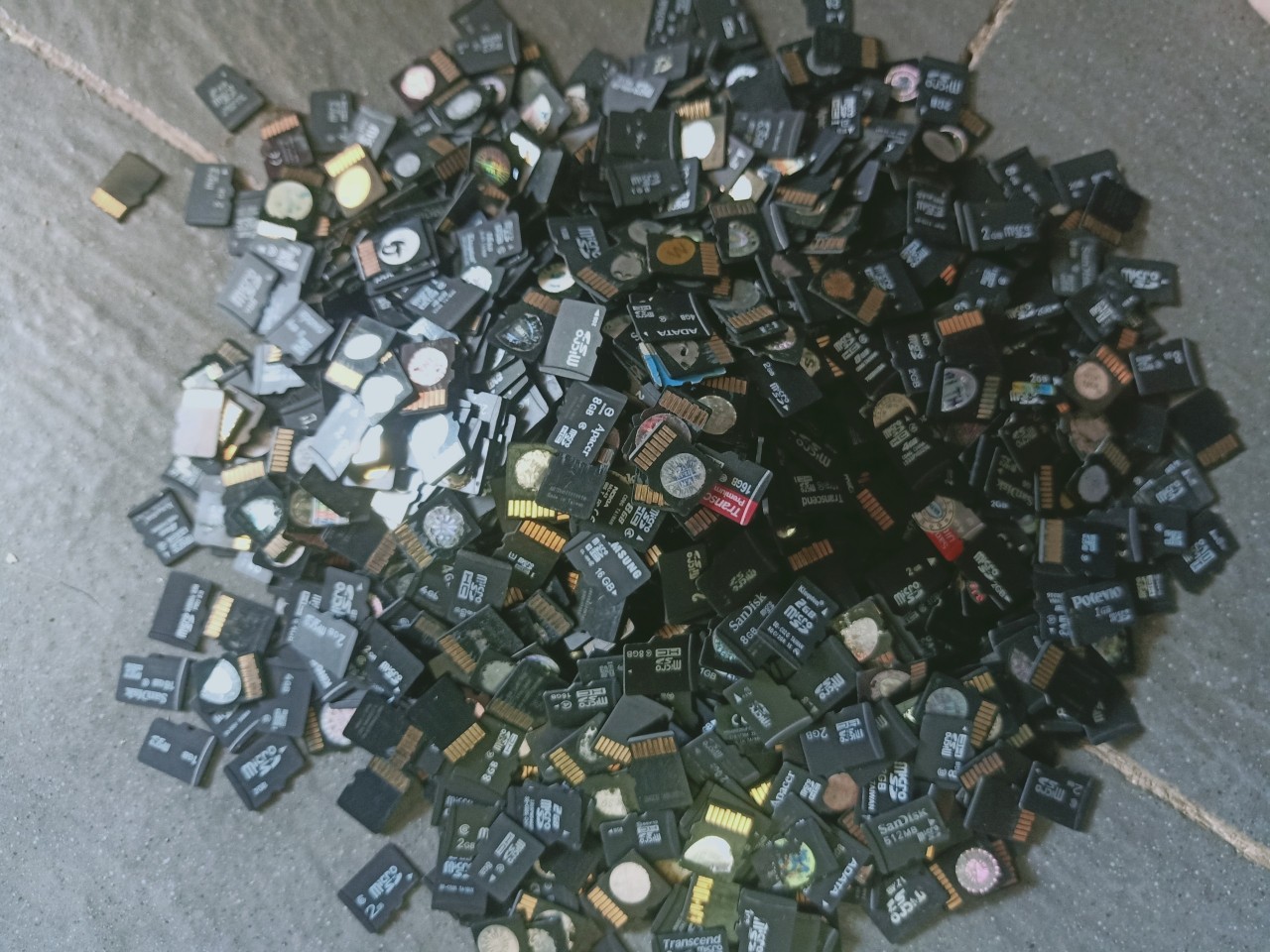 Thẻ nhớ microsd 1gb đã format