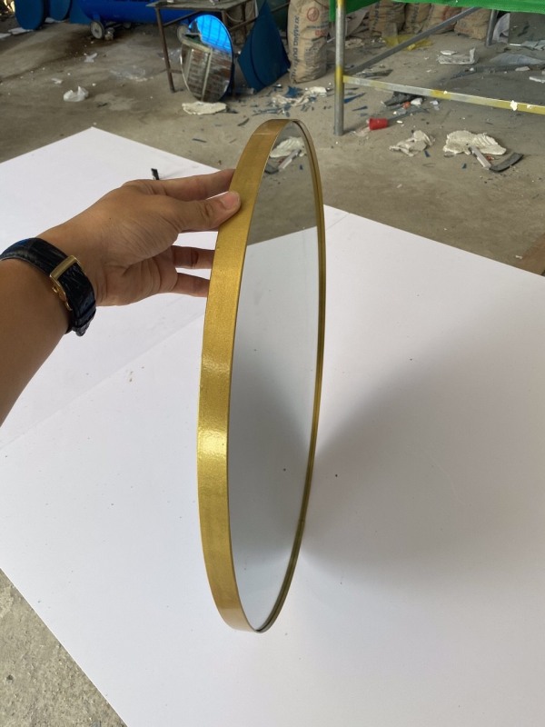 Gương Tròn Viền Thép Tĩnh Điện Phôi Kính Việt Nhật. Sản Xuất Bởi Xưởng Gương Diamond Concept.