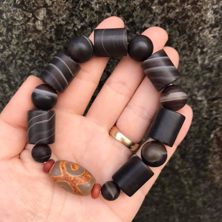 [HCM]VÒNG TAY KIỂU ĐỐT TRÚC ĐÁ MÃ NÃO TÂY TẠNG