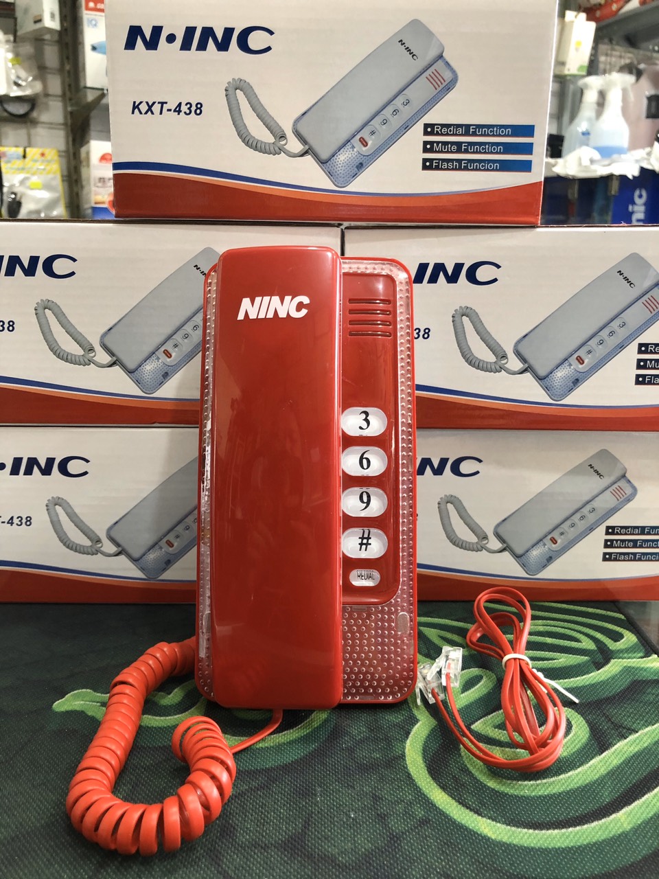 Điện thoại bàn có dây nhỏ gọn 438
