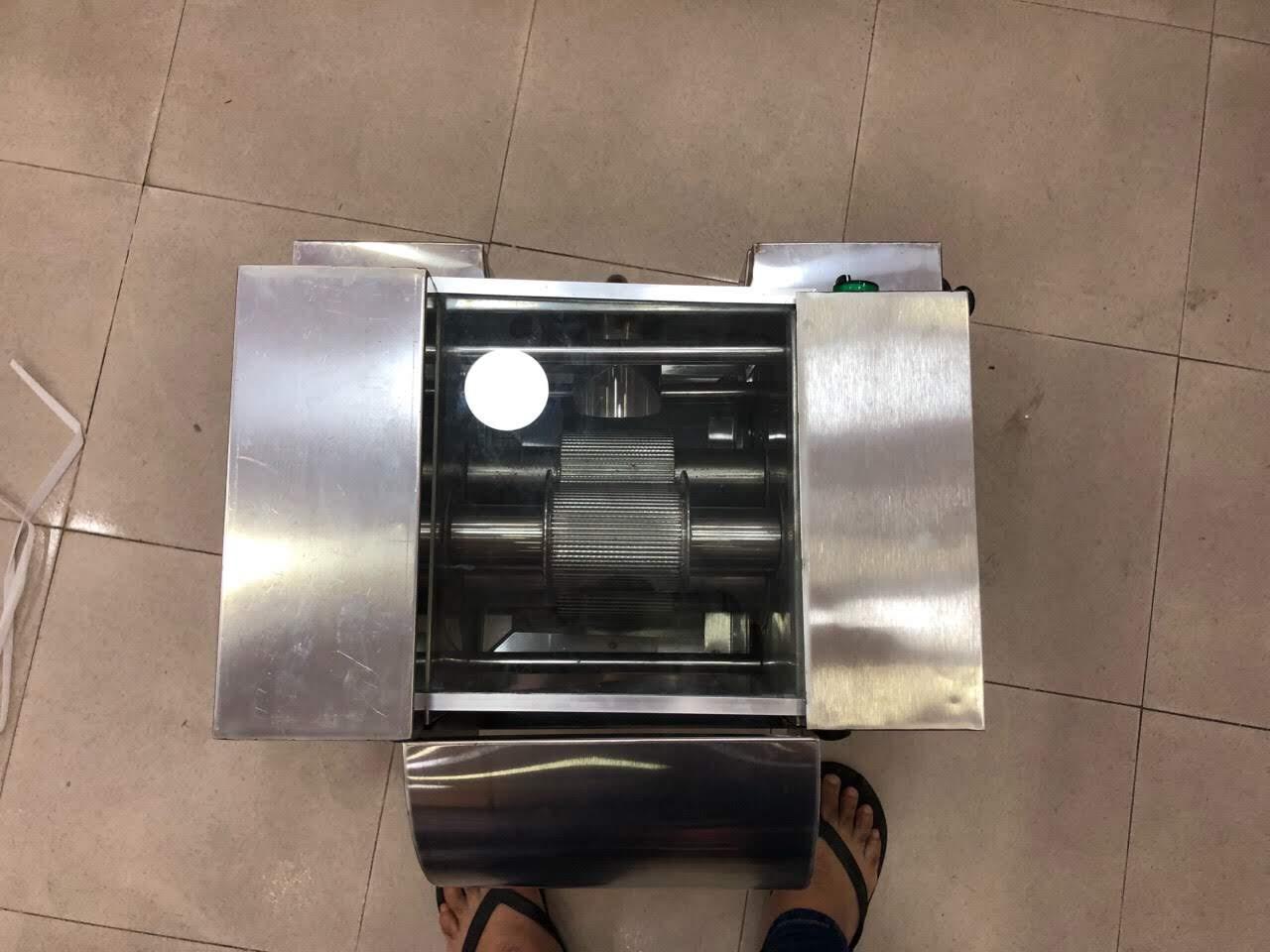 Máy ép mía siêu sạch để bàn F1-400