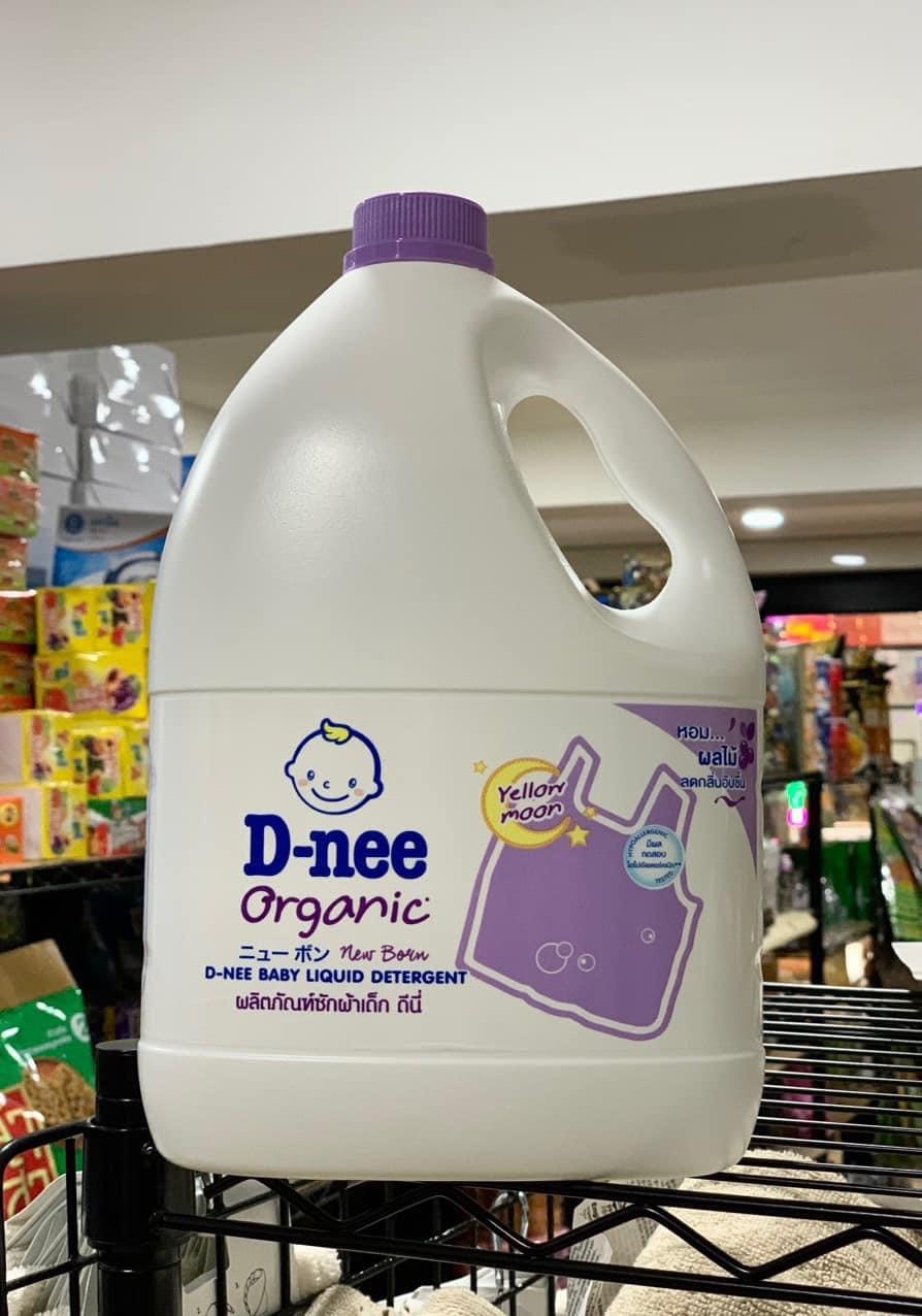 ( mẫu mới 2800ml) Nước giặt xả vải Dnee can