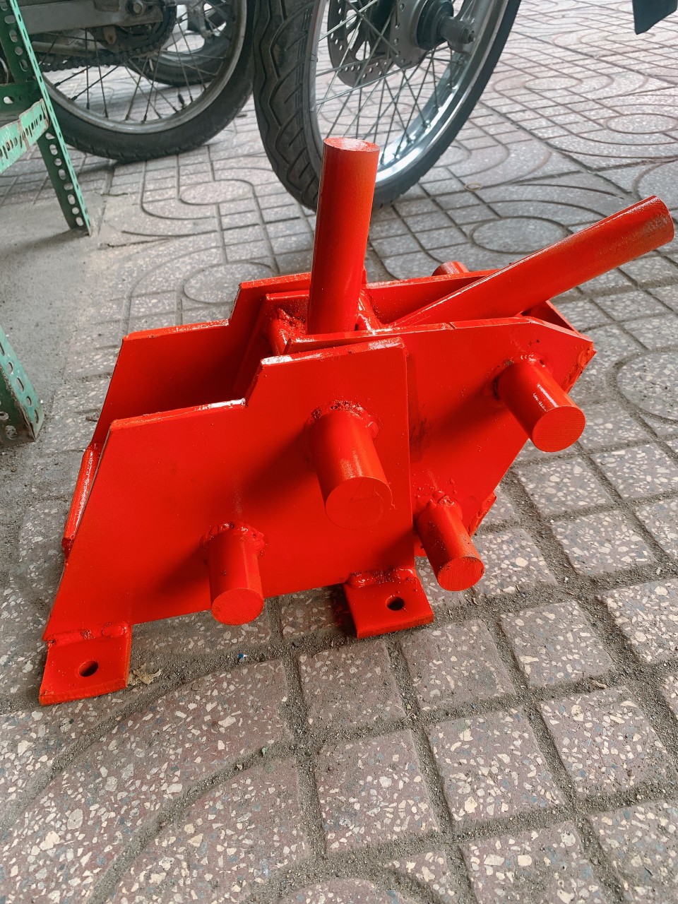 Bàn vam bẻ mỏ sắt cây phi 14-16-18-20
