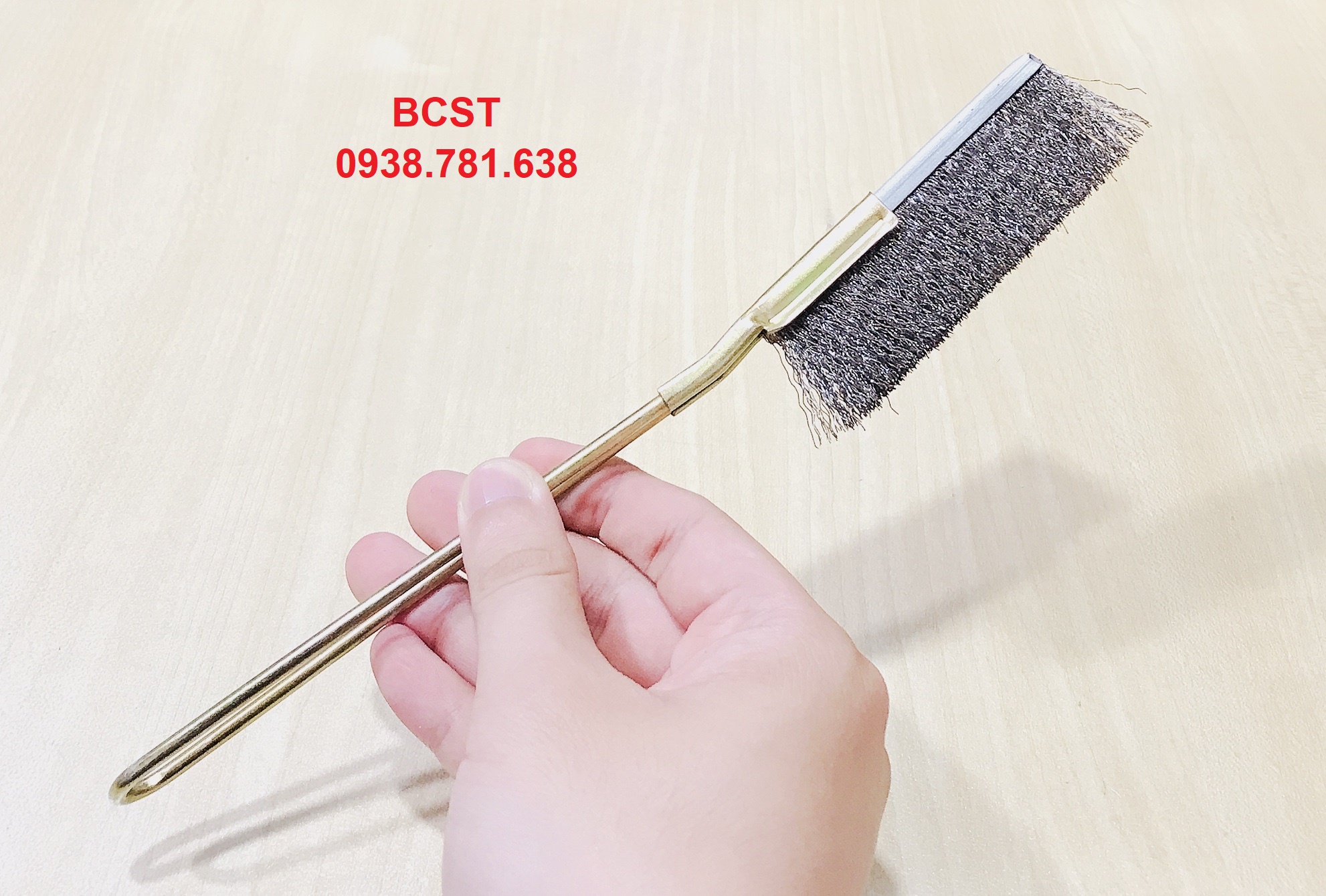 Bàn Chải Cán Sắt Đầu Thẳng Sợi Thép