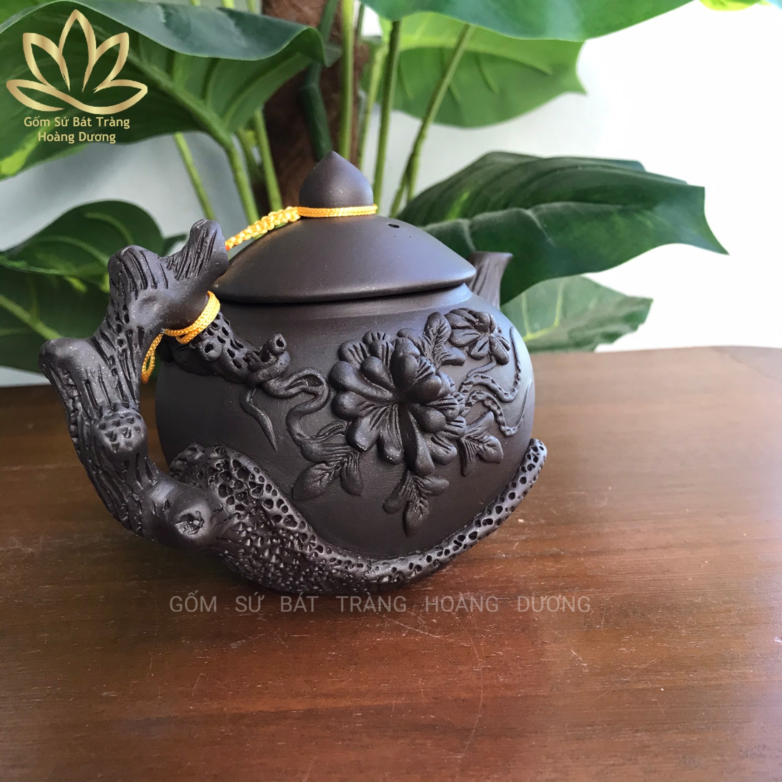 (Hàng nghệ nhân) Ấm pha trà Bát Tràng đất nung tử sa hoa phù dung 400ml màu đen