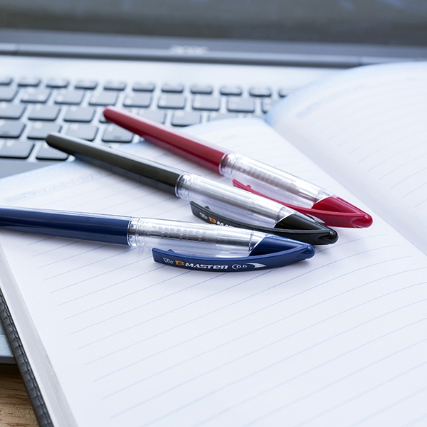 1 Hộp 10 cây bút gel Thiên Long  B01 ,nét đạm 0.6mm dạng nắp đậy,có grip