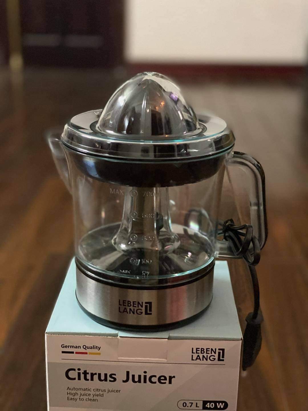 Máy vắt cam Lebenlang 0.7L