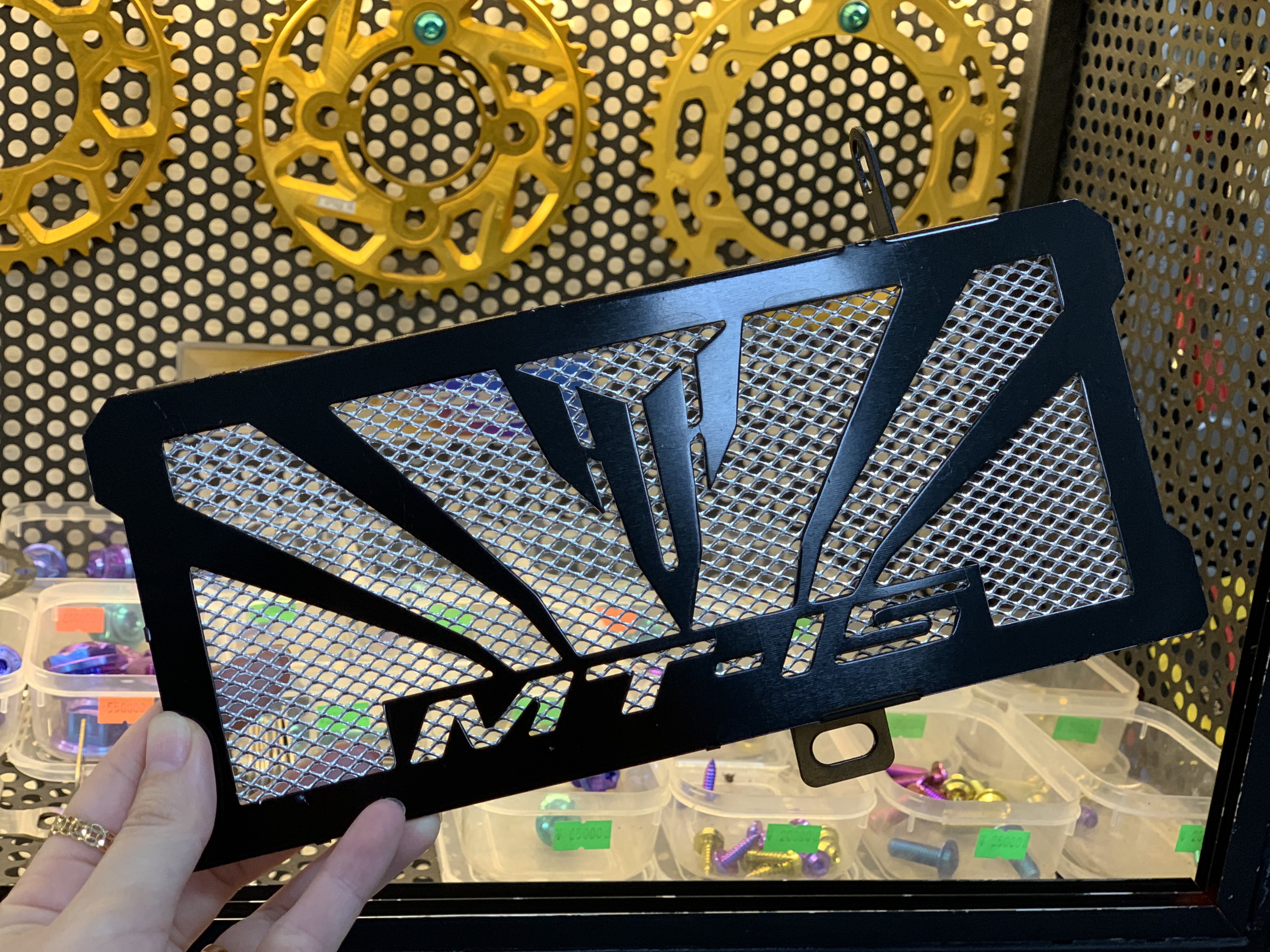 Che két nước MT15