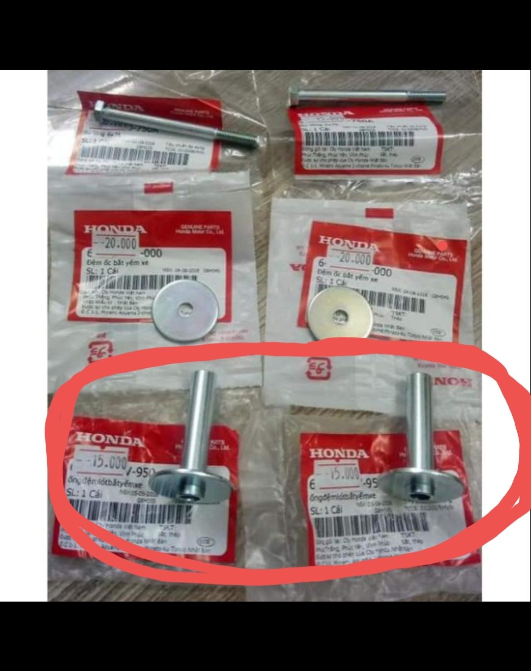 Ốc chống yếm xe Dream