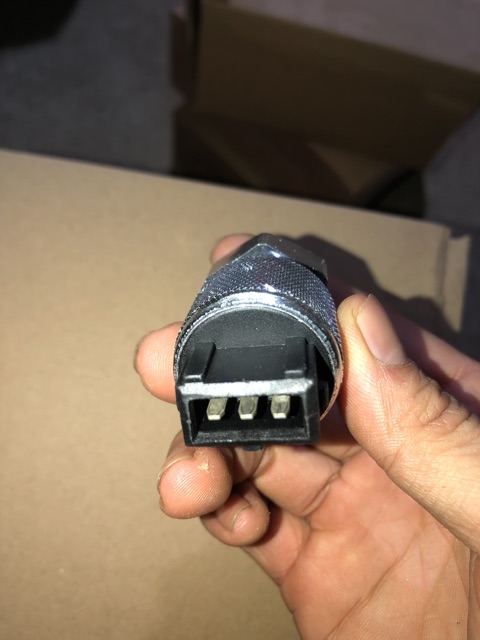 Núm báo tốc độ ô tô 5 ly