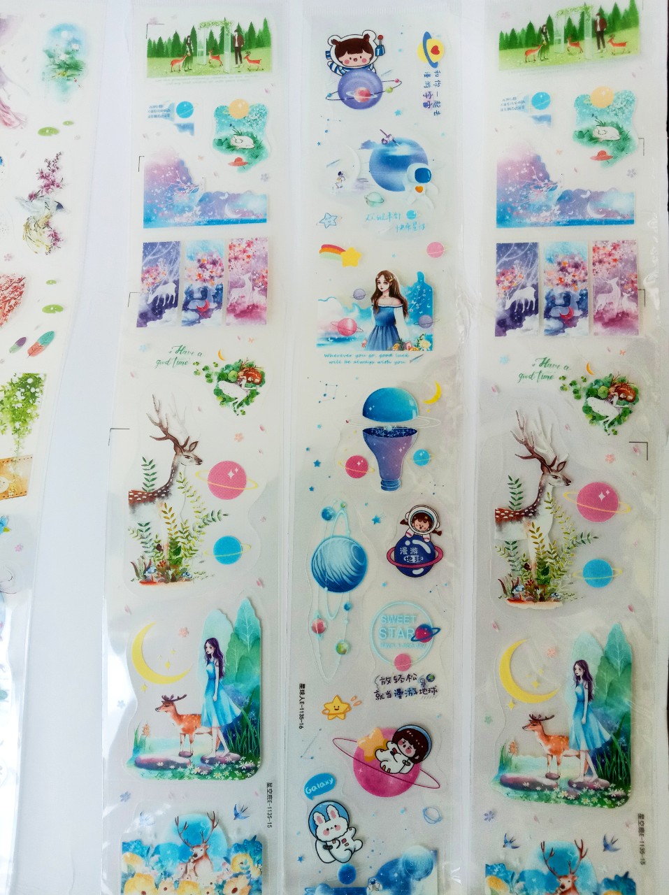Sticker trang trí nhiều chủ đề