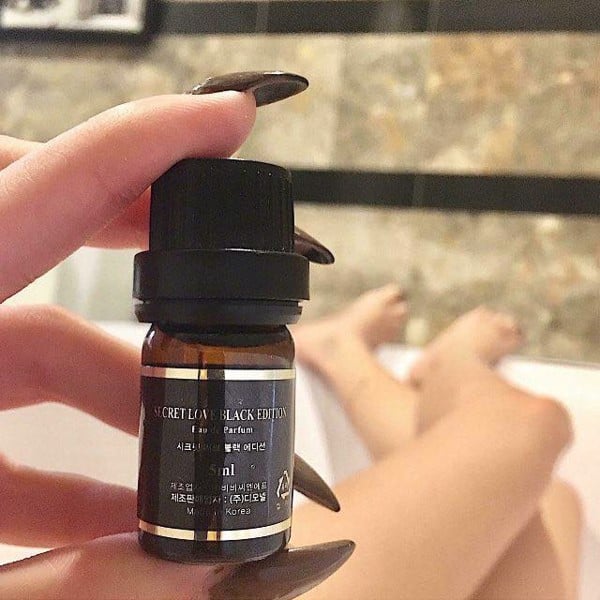 Nước Hoa Vùng Kín Dionel Secret Love, Đen