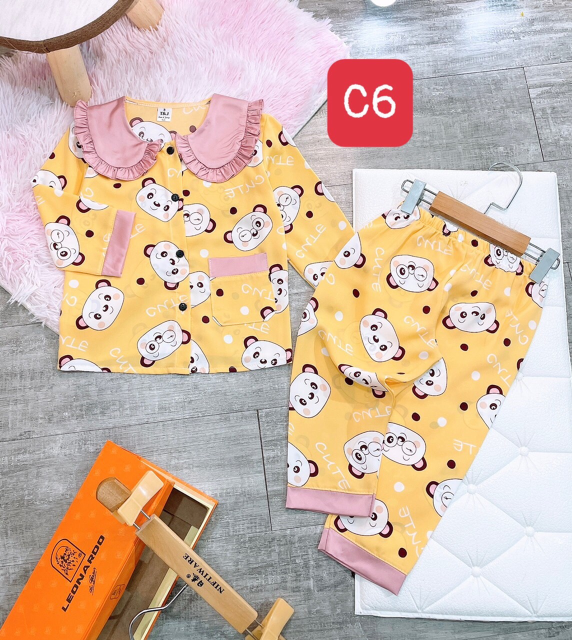 bô pijama lụa mango cho bé 22-35kg