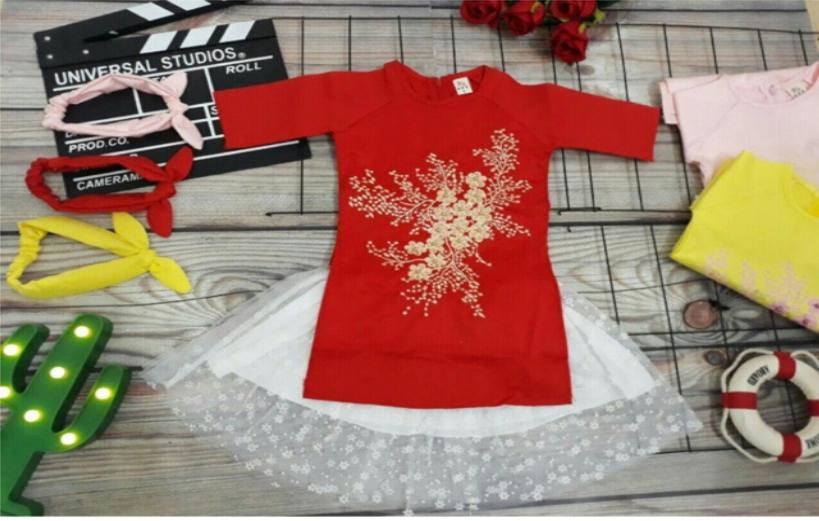 Giá bán Sét váy cách tân họa tiết hoa thêu trực tiếp lên vải mai kèm mấn cho bé gái, váy đầm trẻ em gái, váy bé gái đón tết