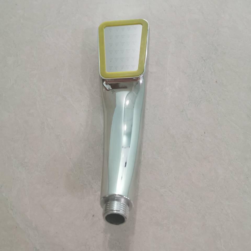 Đầu vòi sen tăng áp tiết kiệm nước 300 lỗ , đầu vòi sen hình vuông , nhiều màu sắc