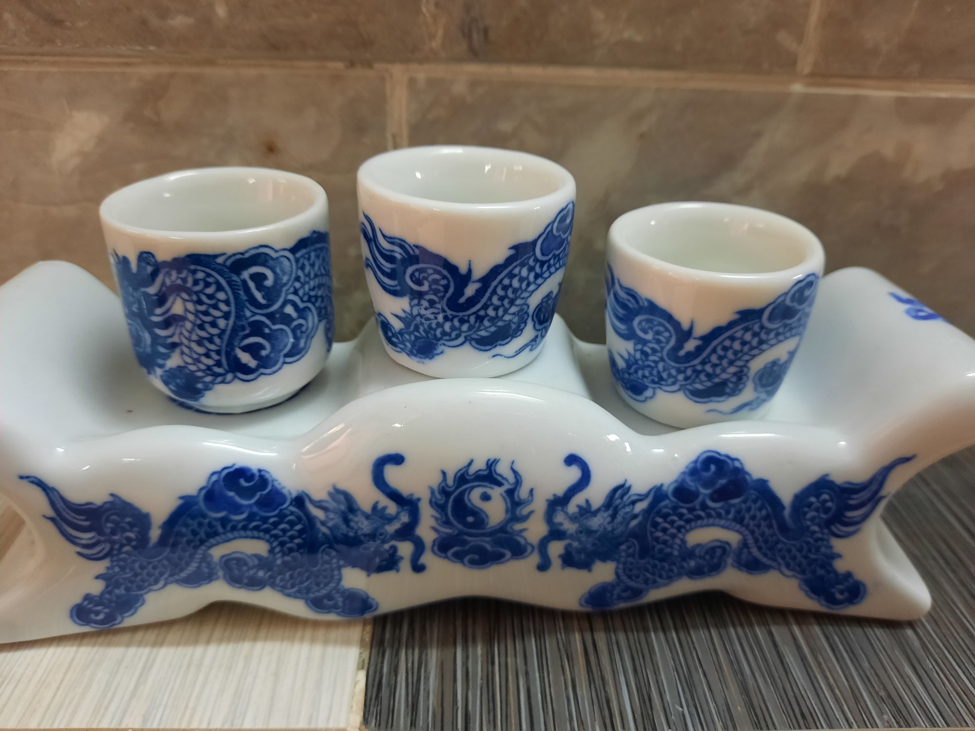 [HCM]Án ngai thờ ba ly (kỷ ngai)