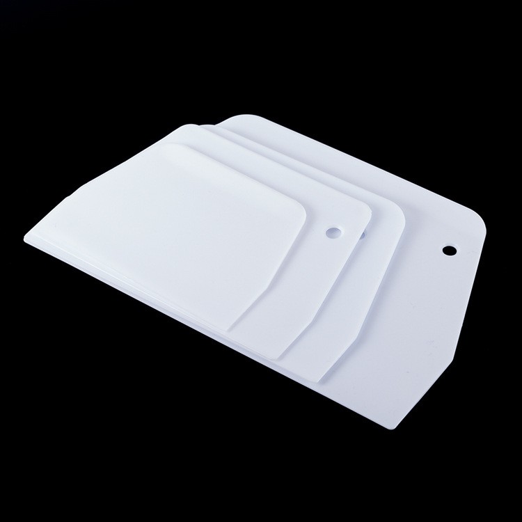 Miếng cắt bột nhựa trắng 15.5 cm