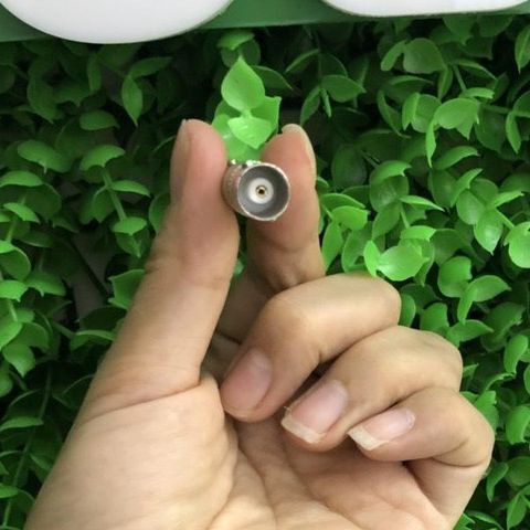 Rắc nối 2 BNC dây cáp đồng trục thi công camera