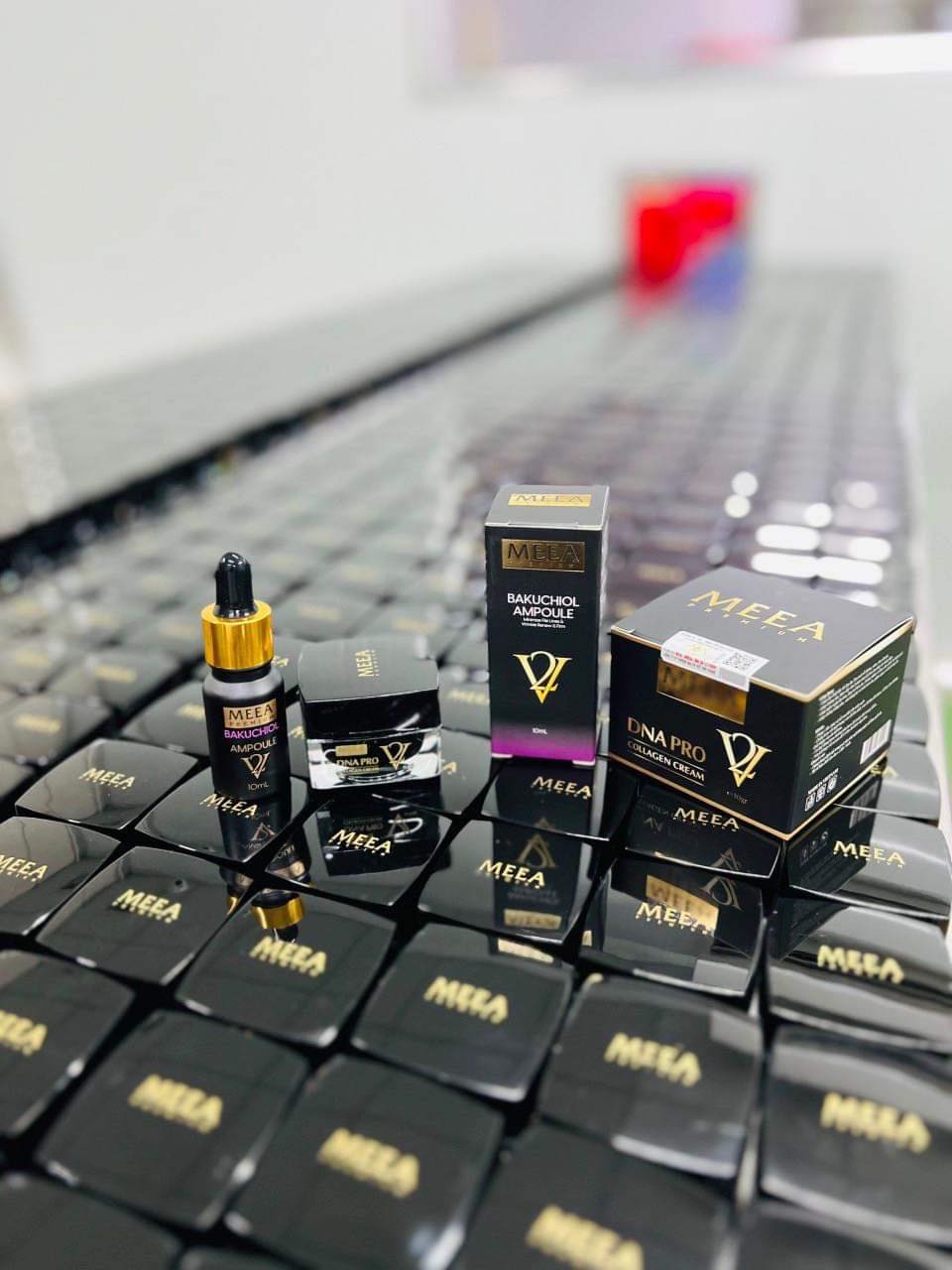 Combo Tinh Chất Bakuchoil & Kem Face Dna Collagen Ver 2 - Meea + tặng nước hoa