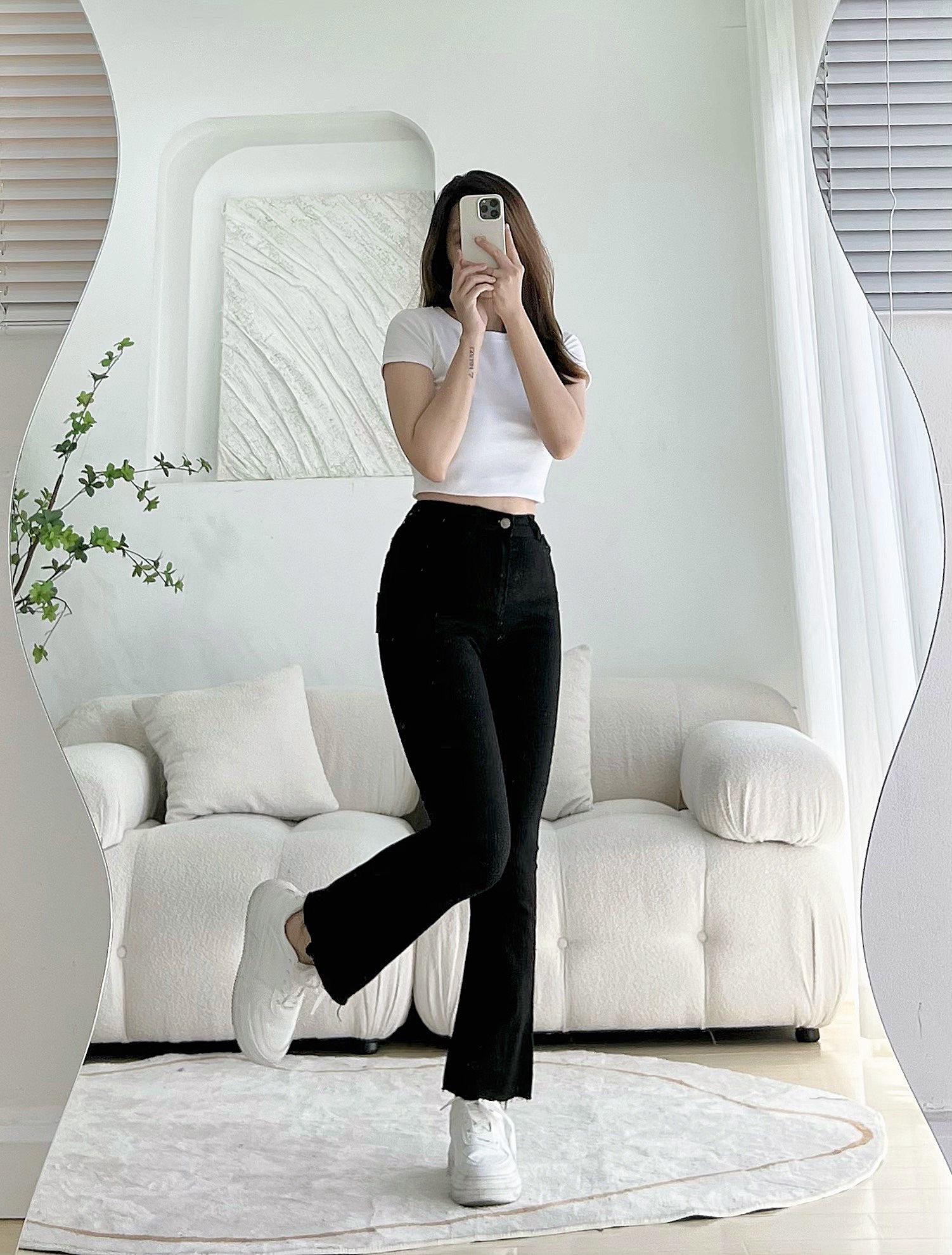 Quần jean ống loe 9 tấc - leda