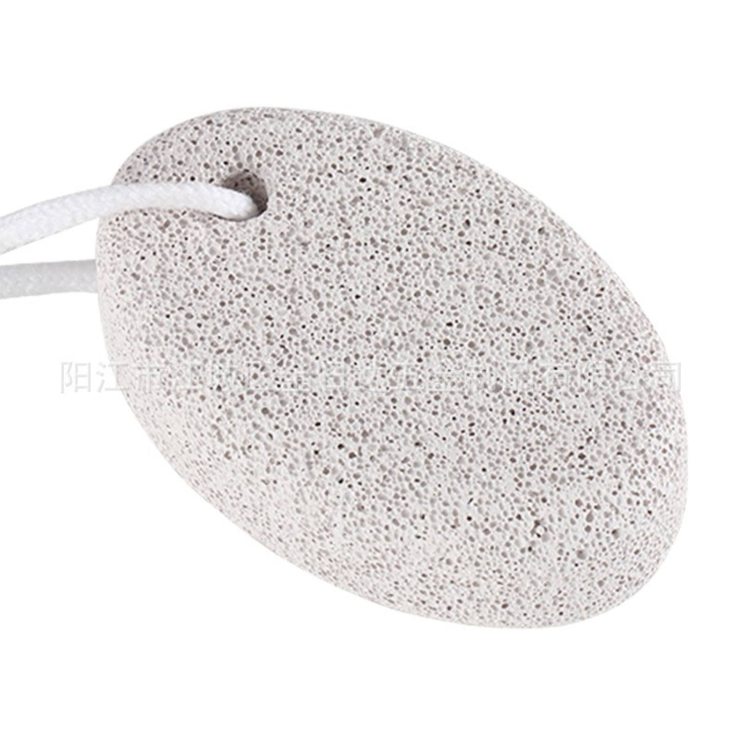 đá bọt biển chà gót chân màu trắng có móc treo